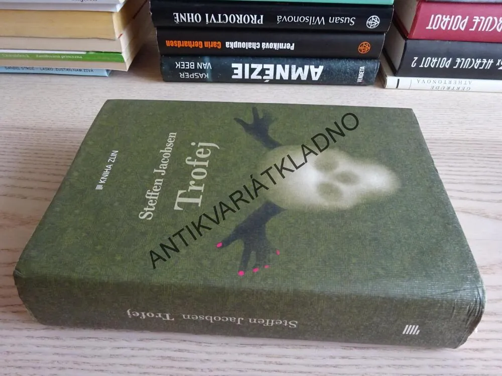 TROFEJ, STEFFEN JACOBSEN, **an