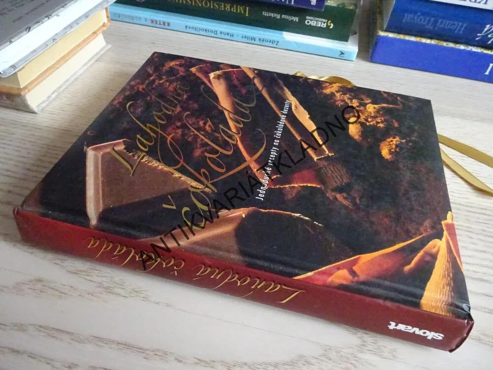 LAHODNÁ ČOKOLÁDA, **an