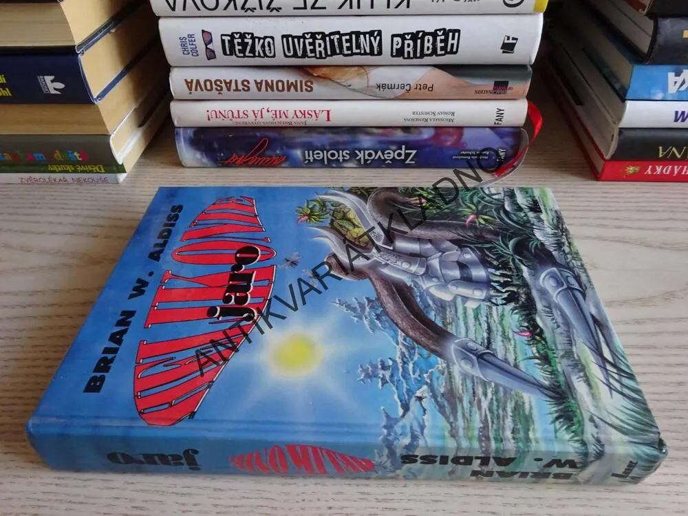 JARO, HELIKONIE, BRIAN W. ALDISS, **an