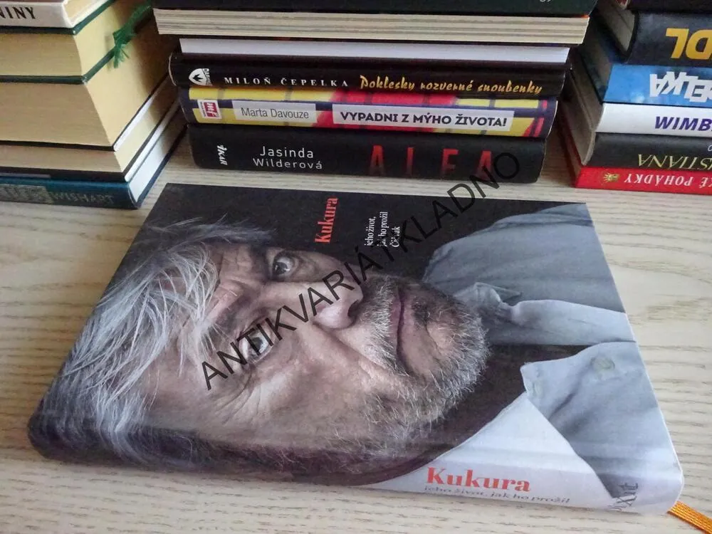 KUKURA, MARTIN ČIČVÁK, **an