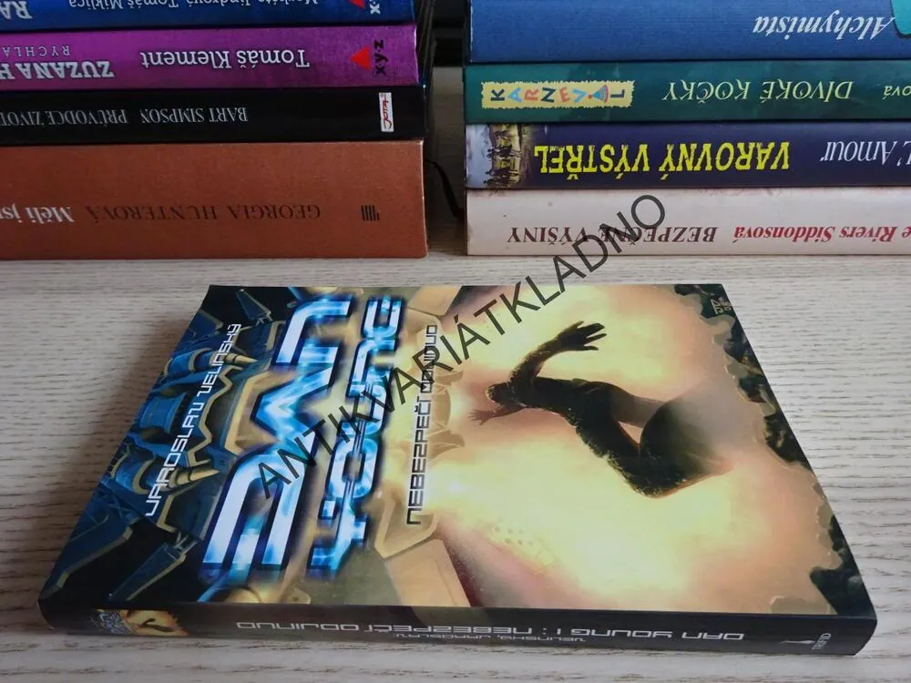 DAN YOUNG, NEBEZPEČÍ ODJINUD, JAROSLAV VELINSKÝ, **an