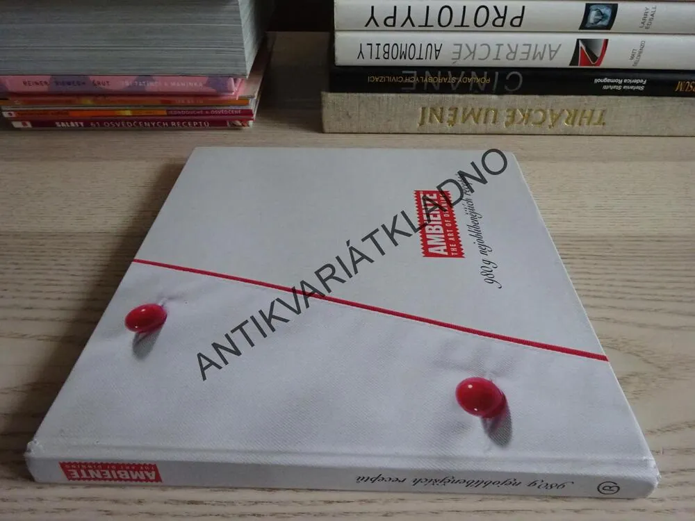 980 G NEJOBLÍBENĚJŠÍCH RECEPTŮ, AMBIENTE OF DINNING, **an