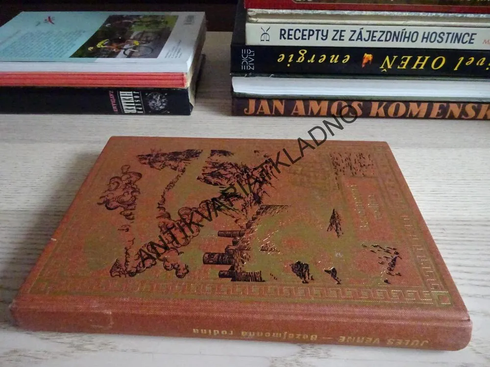 BEZEJMENNÁ RODINA, JULES VERNE, **an