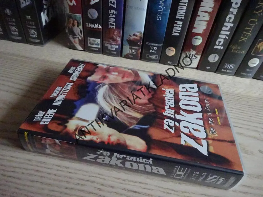 ZA HRANICÍ ZÁKONA, VHS