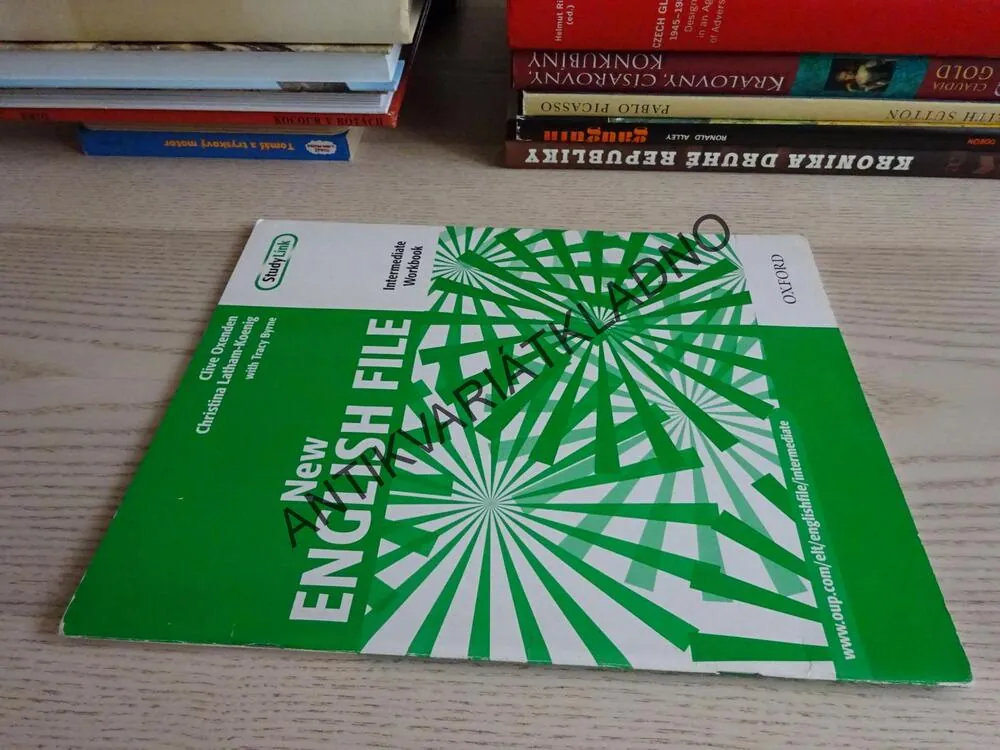 NEW ENGLISH FILE, PRACOVNÍ SEŠIT, OXFORD ENGLISH, CLIVE OXENDEN, ANGLIČTINA, ANGLICKY, UČEBNICE