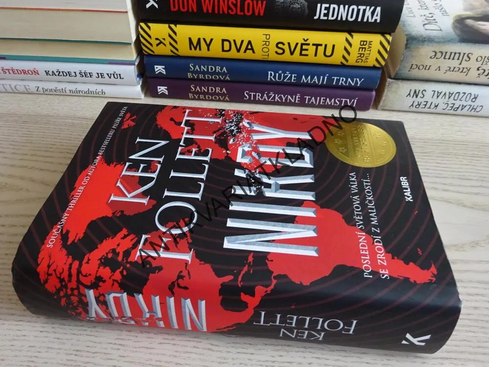 NIKDY, KEN FOLLETT, **an