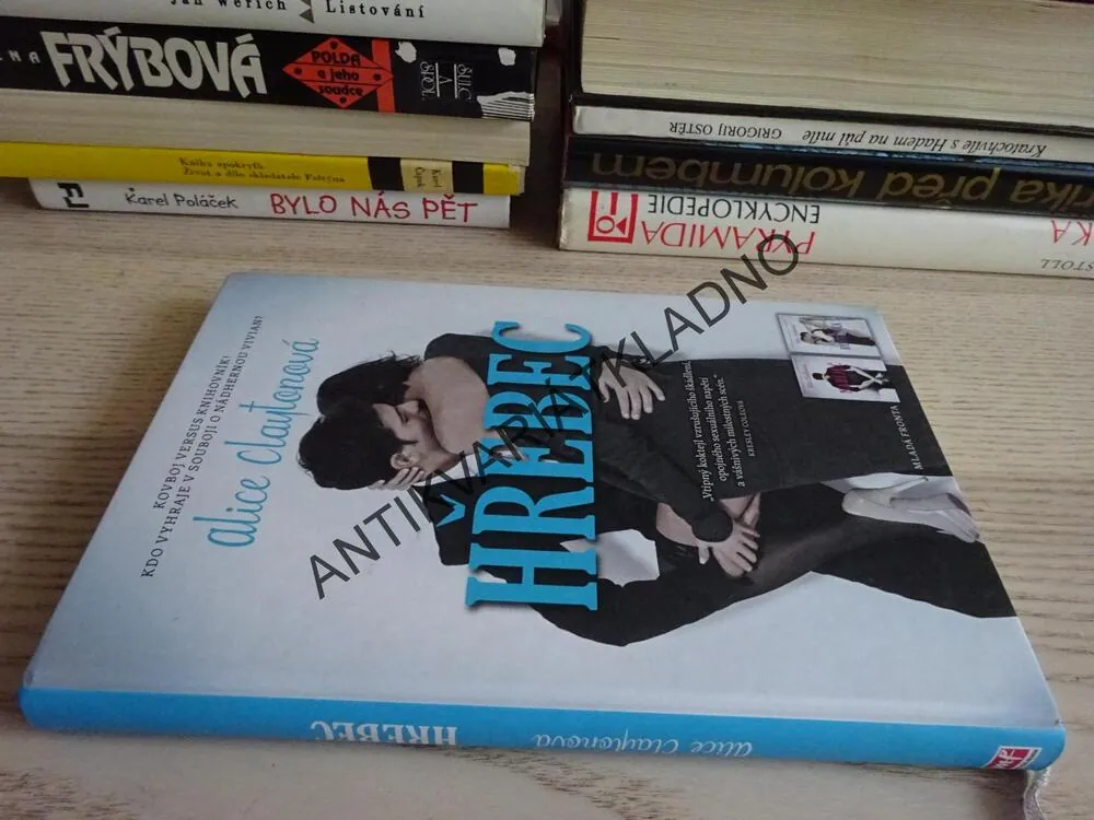 HŘEBEC, ALICE CLAYTONOVÁ,**an 