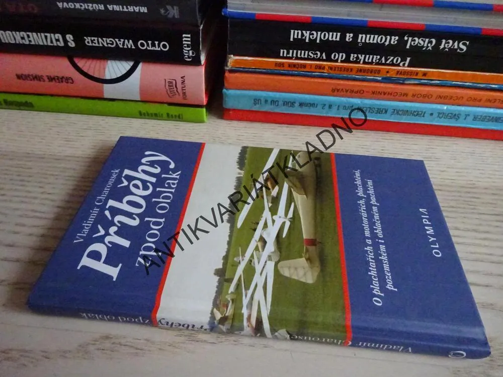 PŘÍBĚHY ZPOD OBLAK, VLADIMÍR CHAROUSEK, **an