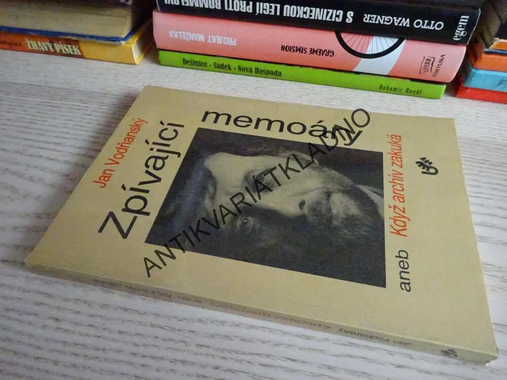 ZPÍVAJÍCÍ MEMOÁRY ANEB KDYŽ ARCHIV ZAKUKÁ, JAN VODŇANSKÝ, **an