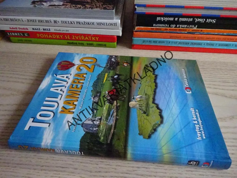 TOULAVÁ KAMERA 20, TOUŠLOVÁ, MARŠÁL, **an