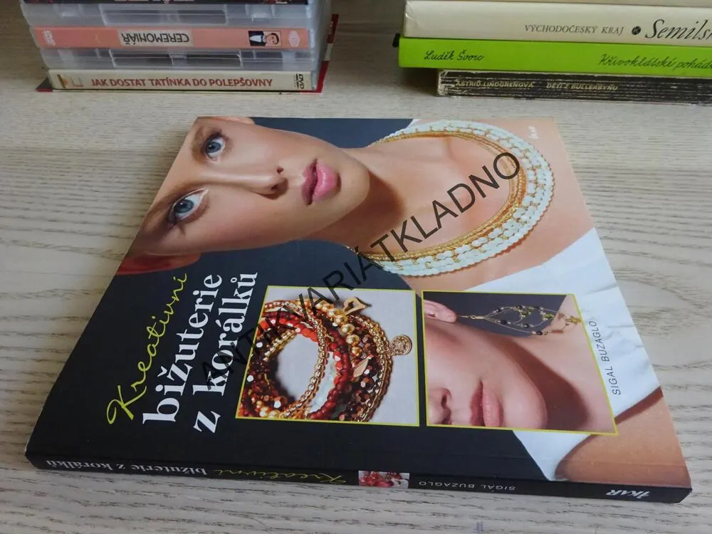 KREATIVNÍ BIŽUTERIE Z KORÁLKŮ, SIGAL BUZAGLO, **an