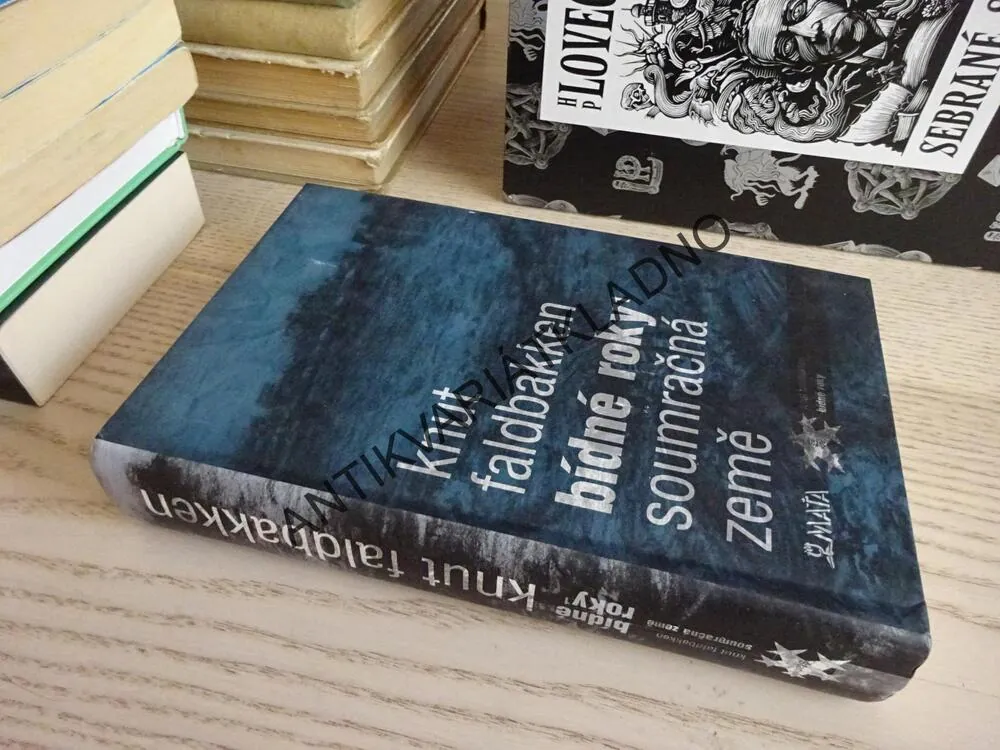 BÍDNÉ ROKY 1, SOUMRAČNÁ ZEMĚ, KNUT FALDBAKKEN, **an