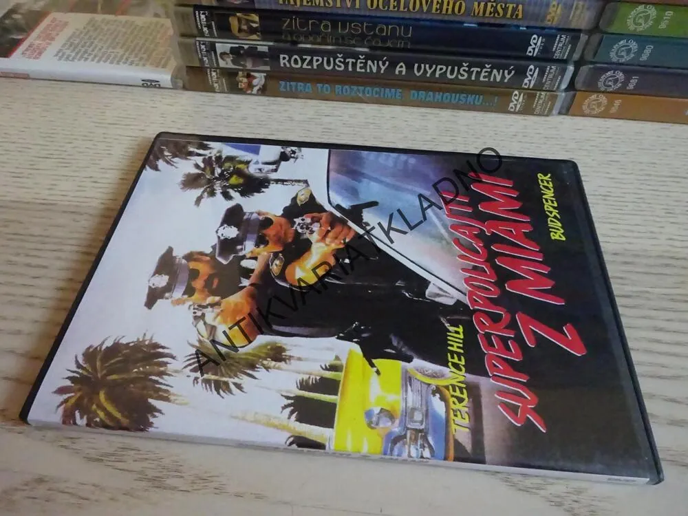 SUPERPOLICAJTI Z MIAMI, TERENCE HILL, BUD SPENCER, DVD FILM