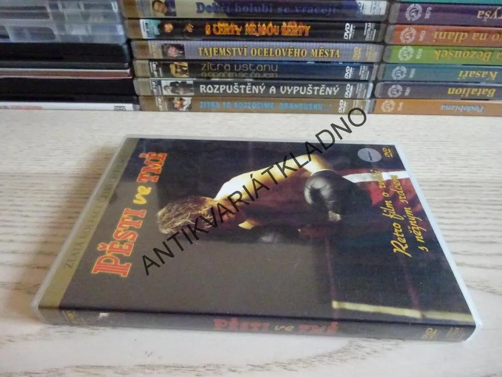 PĚSTI VE TMĚ, DVD FILM ČR