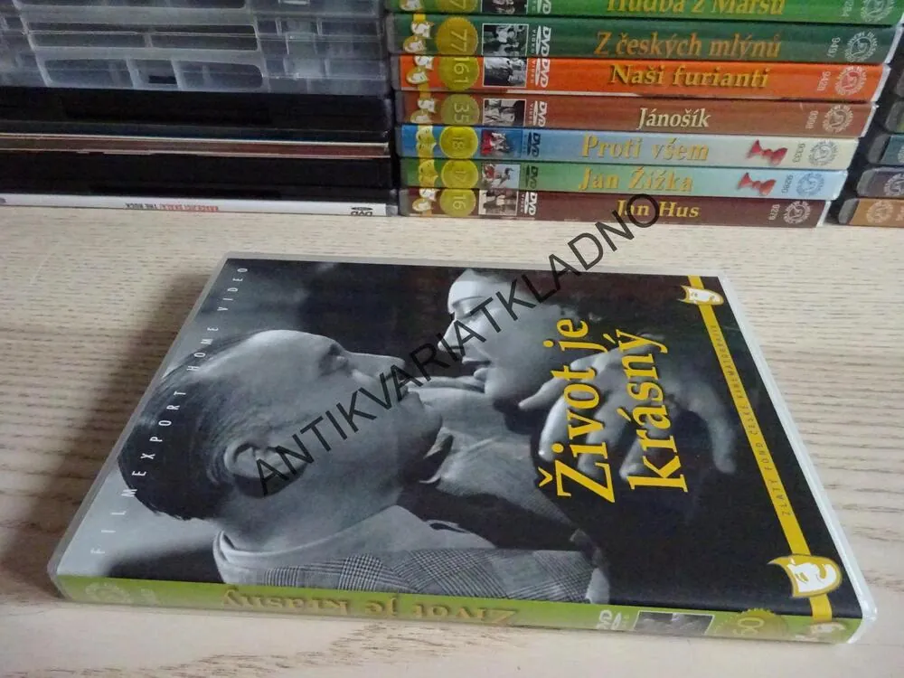 ŽIVOT JE KRÁSNÝ, DVD FILM ČR