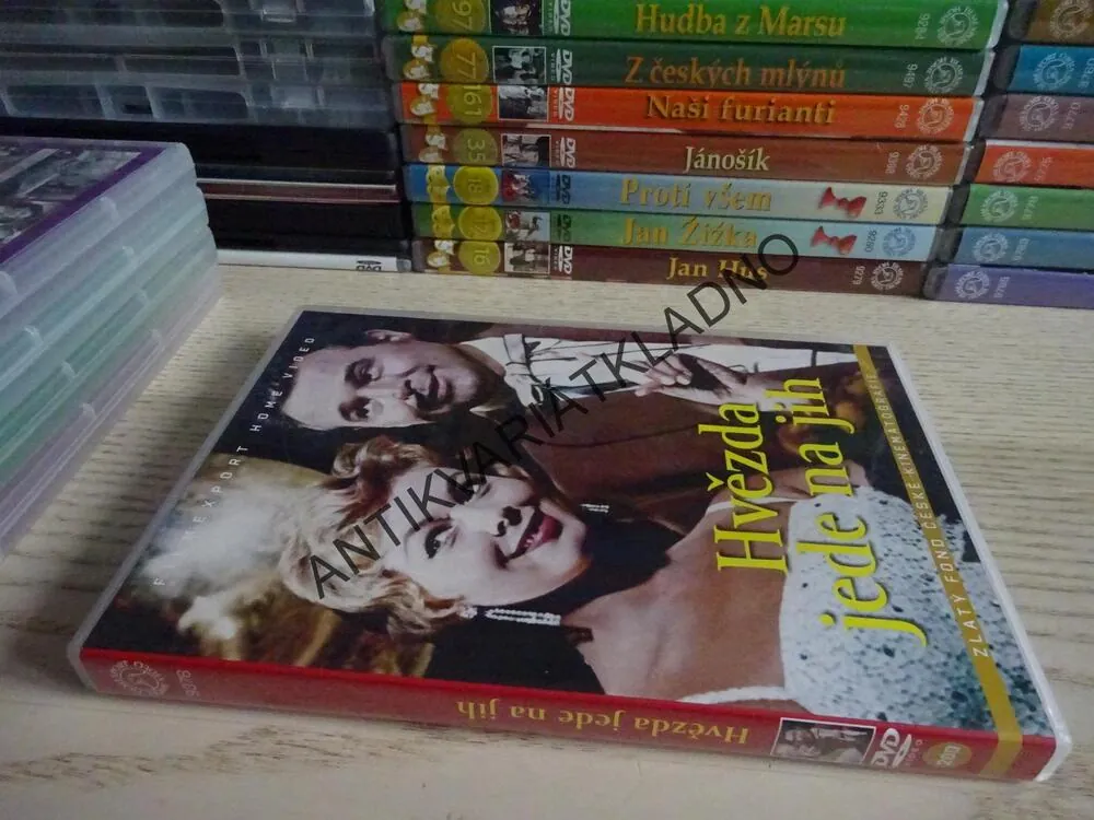 HVĚZDA JEDE NA JIH, DVD FILM ČR