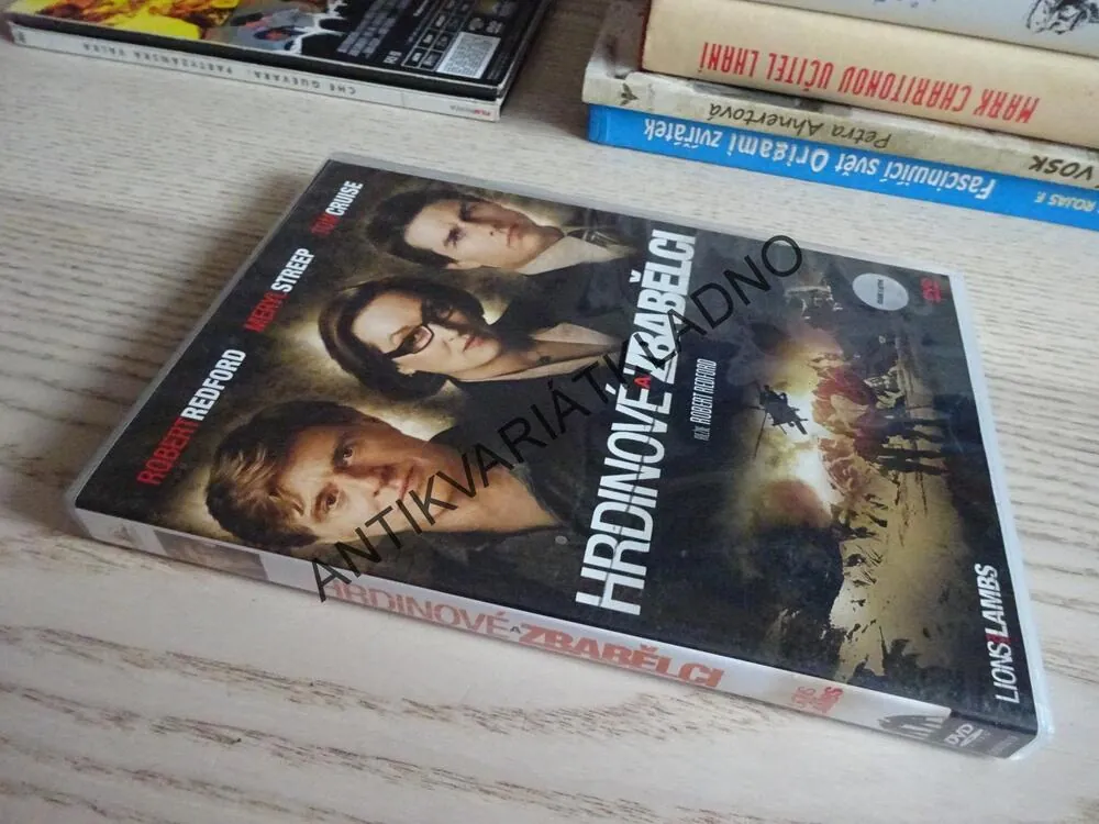 HRDINOVÉ A ZBABĚLCI, DVD FILM