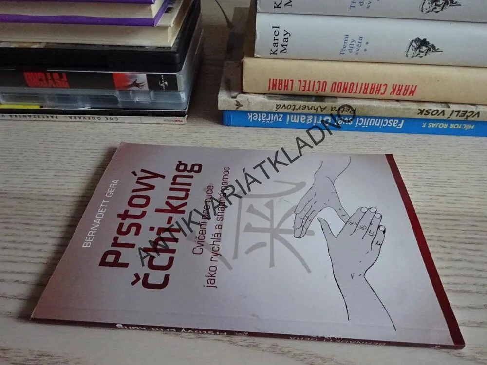 PRSTOVÝ ČCHI-KUNG, BERNADETT GERA, **an