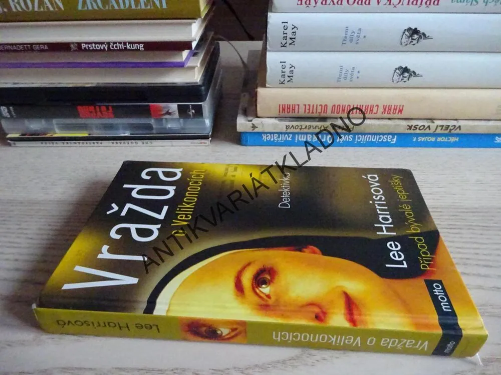 VRAŽDA O VELIKONOCÍCH, LEE HARRISOVÁ, **an