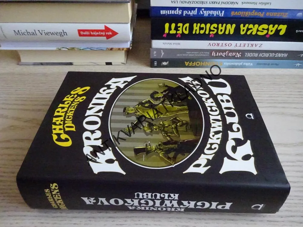 KRONIKA PICKWICKOVA KLUBU, CHARLES DICKENS, **an
