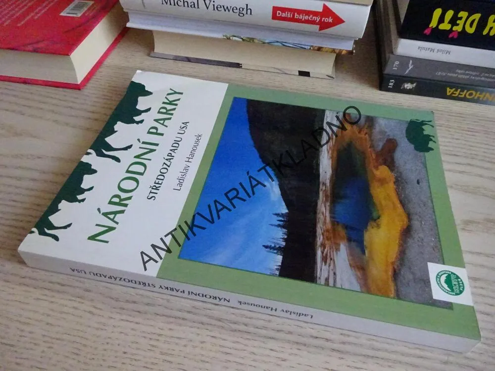 NÁRODNÍ PARKY STŘEDOZÁPADU USA, LADISLAV HANOUSEK, **an