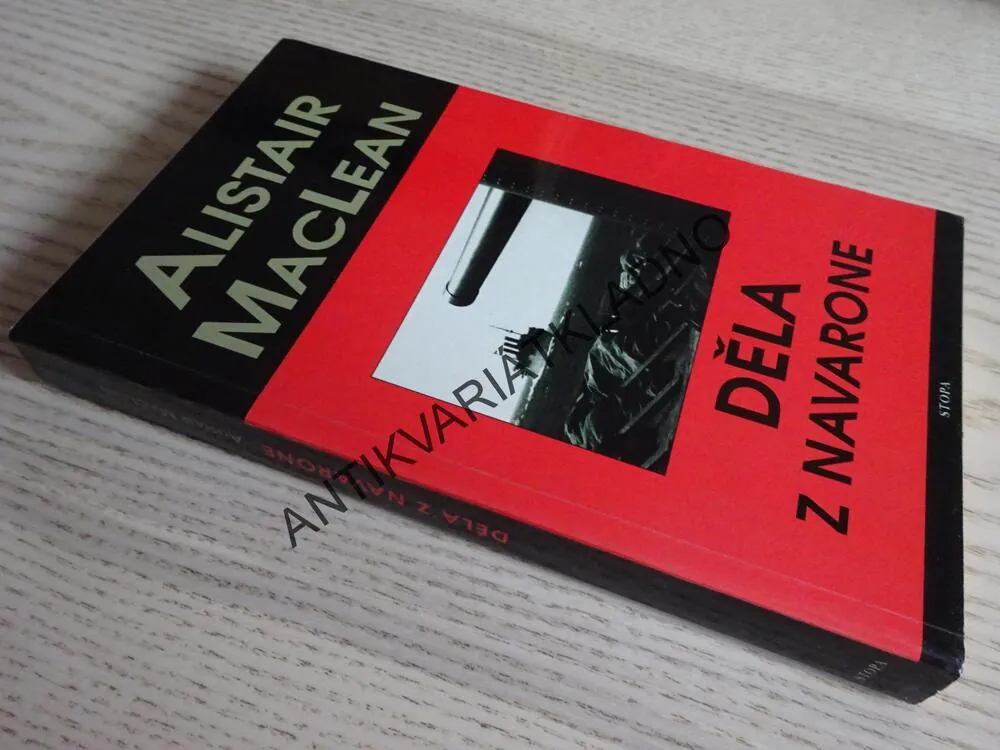 DĚLA Z NAVARONE, ALISTAIR MACLEAN, **an