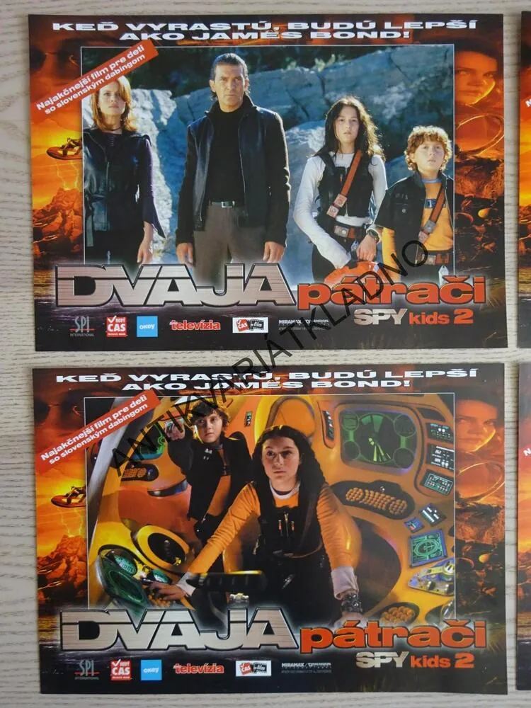 SPY KIDS 2., DVA PÁTRAČI, ANTONIO BANDERAS, SLOVENSKÁ FOTOSKA FILM USA, LOBBY