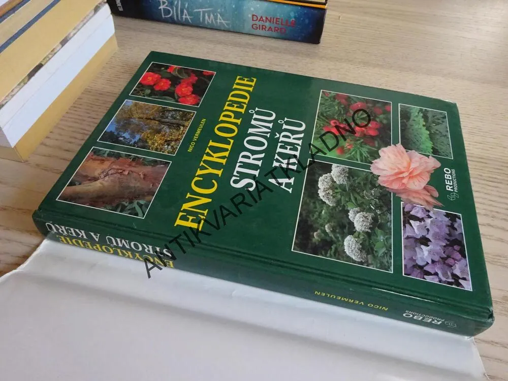 ENCYKLOPEDIE STROMŮ A KEŘŮ, NICO VERMEULEN, **an