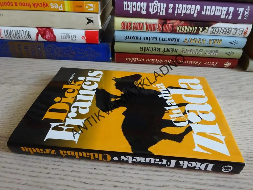 CHLADNÁ ZRADA, DICK FRANCIS, **an