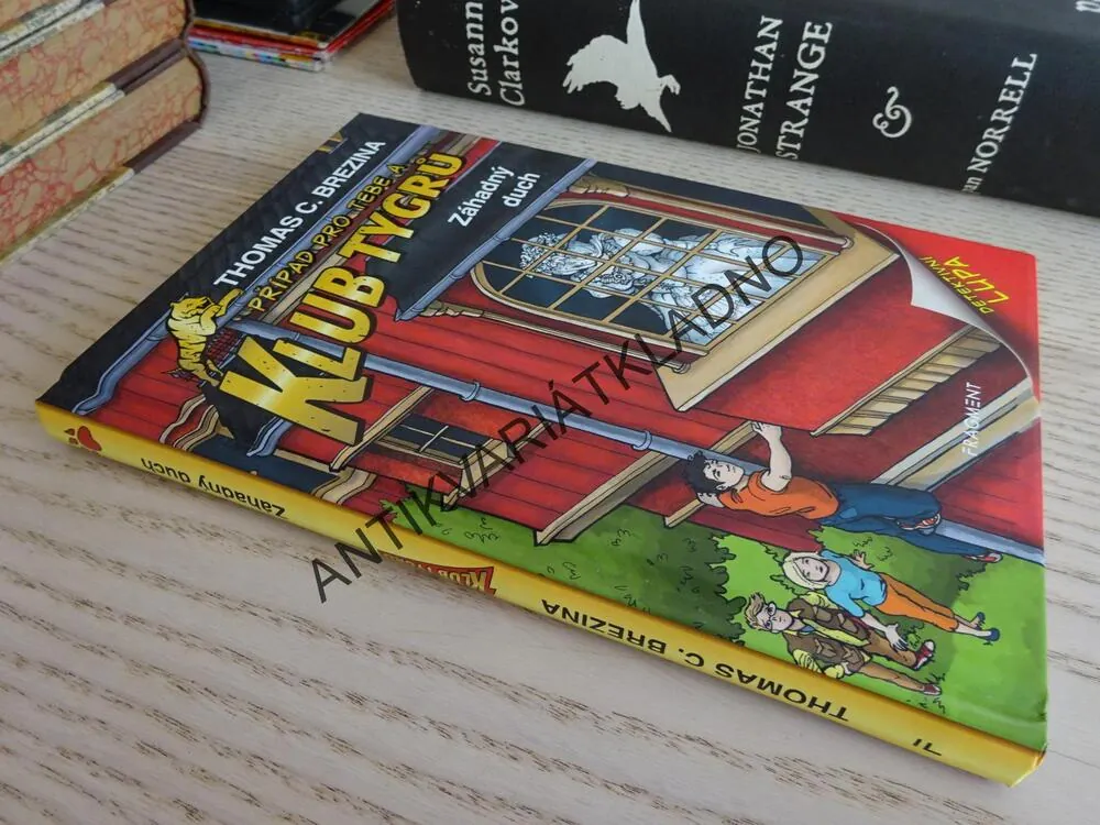 KLUB TYGRŮ, THOMAS BREZINA, ZÁHADNÝ DUCH, CHYBÍ LUPA, **an