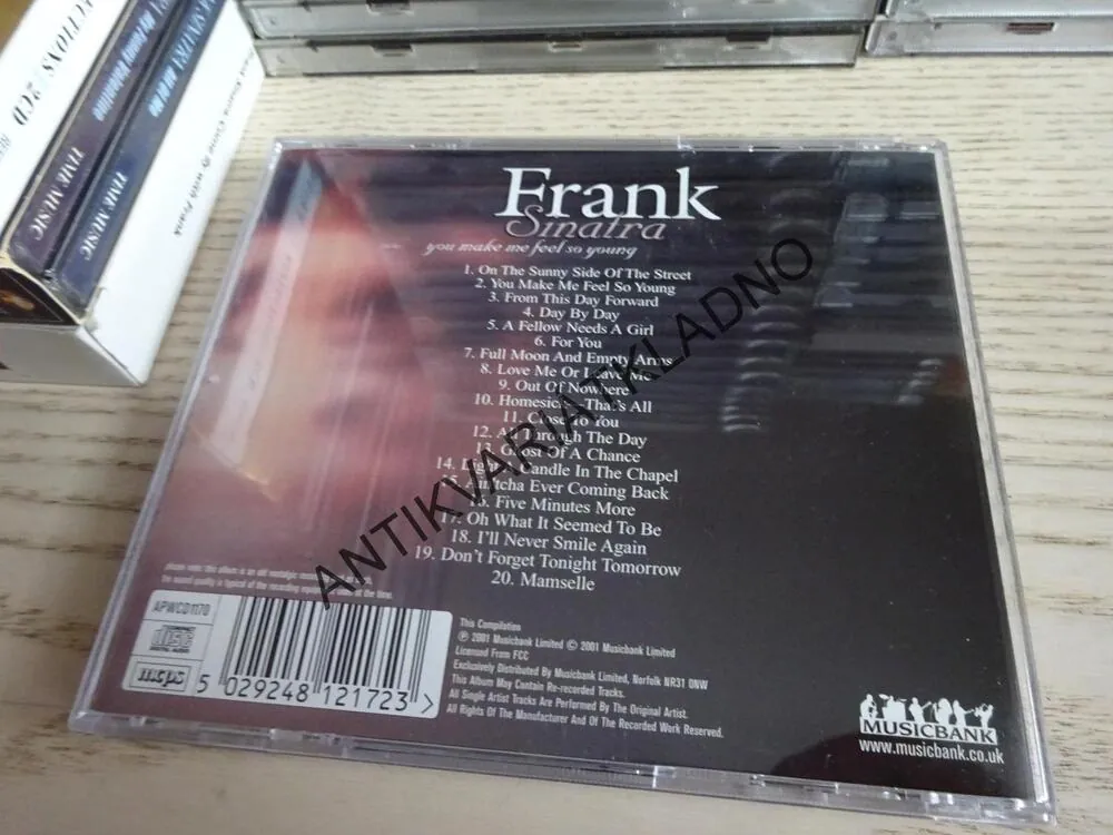 YOU MAKE ME FEEL SO YOUNG, FRANK SINATRA, CD HUDBA