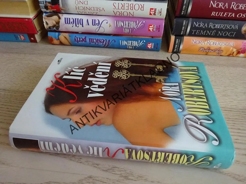 KLÍČ VĚDĚNÍ, NORA ROBERTS, **an