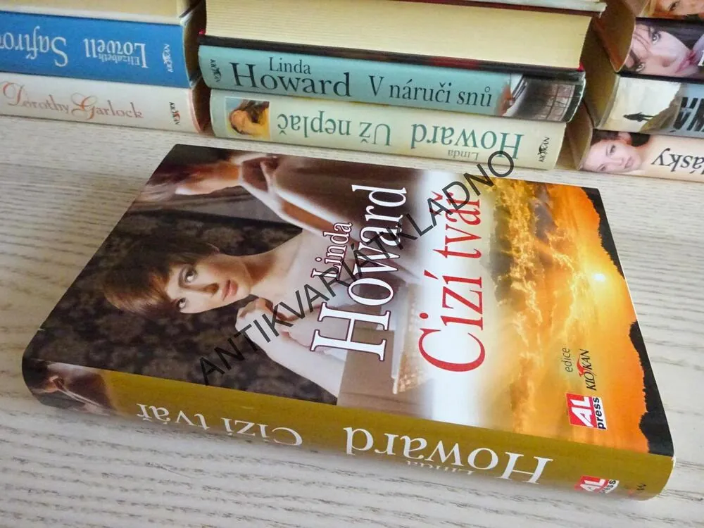 CIZÍ TVÁŘ, LINDA HOWARD, **an