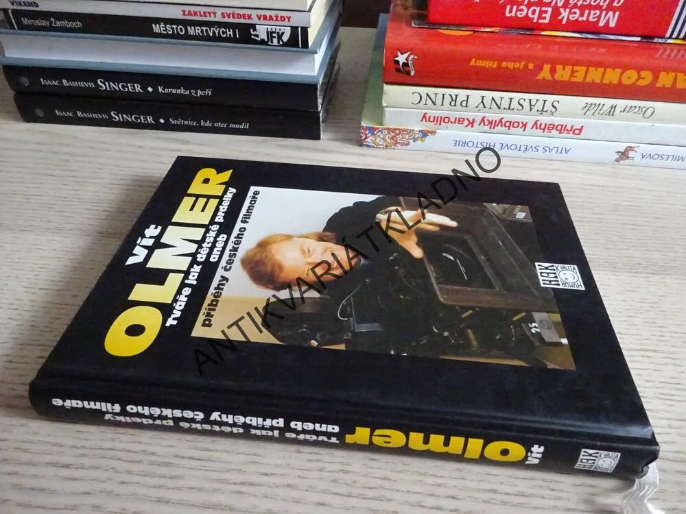 TVÁŘE JAK DĚTSKÉ PRDELKY ANEB PŘÍBĚHY ČESKÉHO FILMAŘE, VÍT OLMER, **an