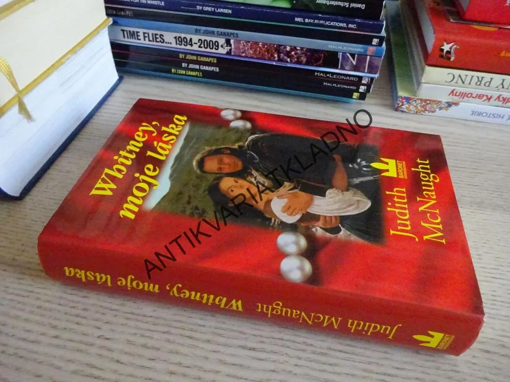 WHITNEY, MOJE LÁSKA, JUDITH MCNAUGHT, **an