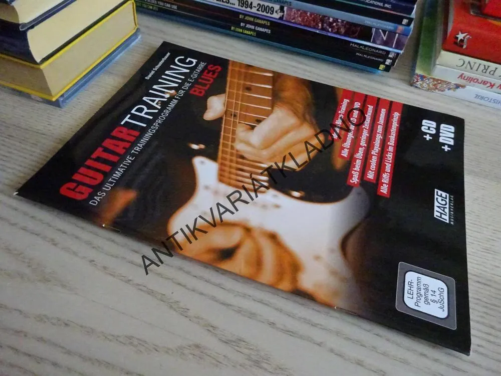 GUITAR TRAINING, BLUES, KYTARA, AKORDY, NĚMECKY, **an