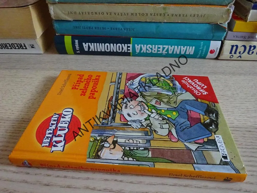 DETEKTIV KLUBKO, PŘÍPAD ZELENÉHO PAPOUŠKA, SCHEFF, **an