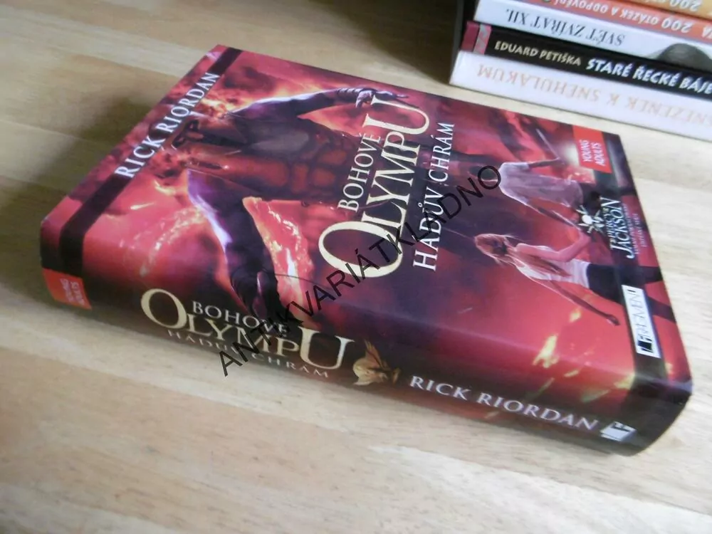 PERCY JACKSON, BOHOVÉ OLYMPU, RICK RIORDAN,