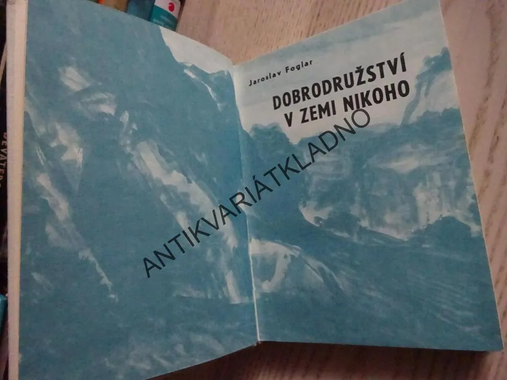DOBRODRUŽSTVÍ V ZEMI NIKOHO, FOGLAR, **an