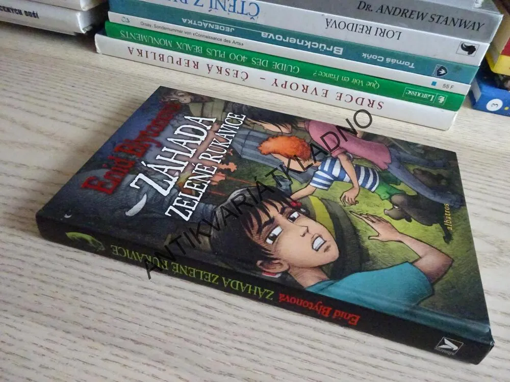 ZÁHADA ZELENÉ RUKAVICE, ENID BLYTONOVÁ, **an