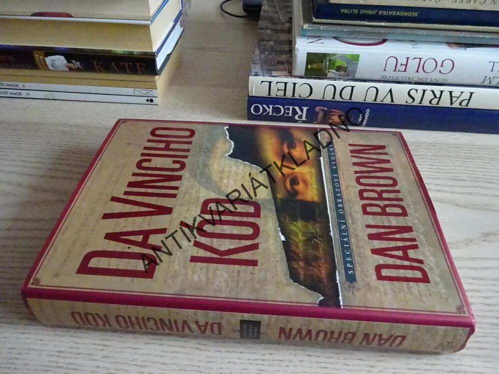 DA VINCIHO KÓD, DAN BROWN, **an