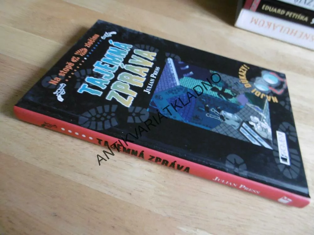 TAJEMNÁ ZPRÁVA, JULIAN PRESS, **an