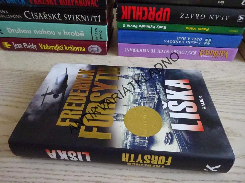 LIŠKA, FREDERICK FORSYTH, **an