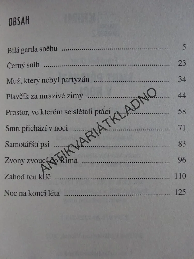 SMRT PŘICHÁZÍ V NOCI, **an