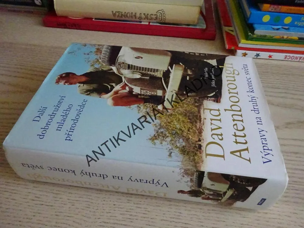 VÝPRAVY NA DRUHÝ KONEC SVĚTA, DAVID ATTENBOROUGH, **an