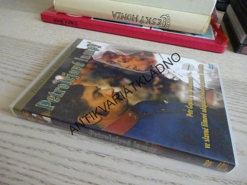 PETROLEJOVÉ LAMPY, DVD FILM ČR