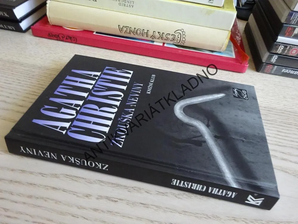 ZKOUŠKA NEVINY, AGATHA CHRISTIE, **an
