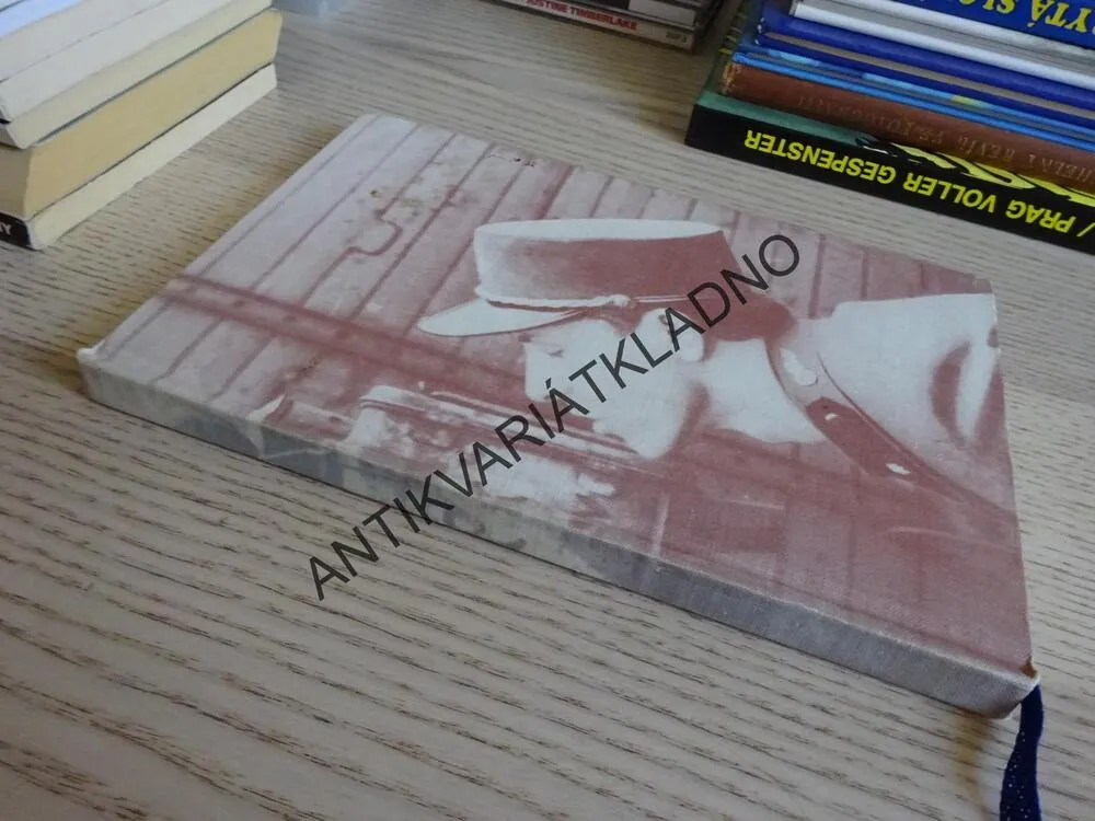 OSTŘE SLEDOVANÉ VLAKY, BOHUMIL HRABAL, **an