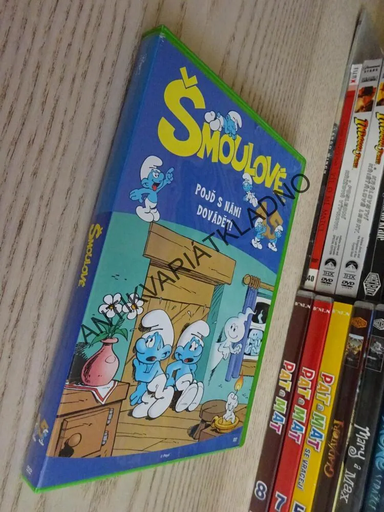 ŠMOULOVÉ 15, DVD FILM