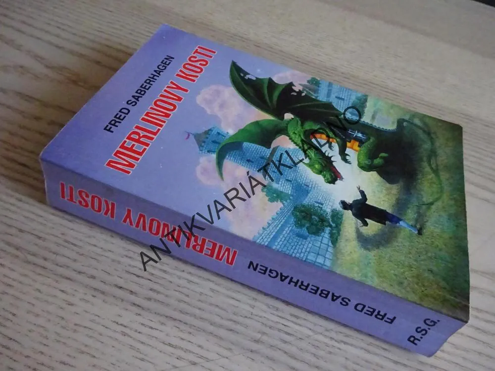 MERLINOVY KOSTI, FRED SABERHAGEN, **an